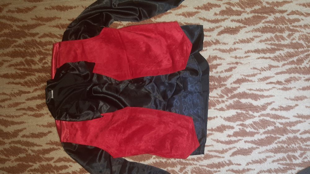 Циганськи костюми.