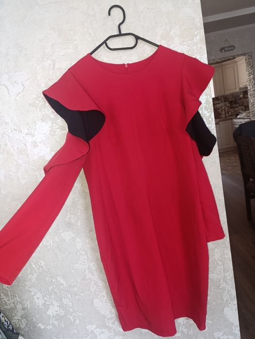 Продам плаття нові