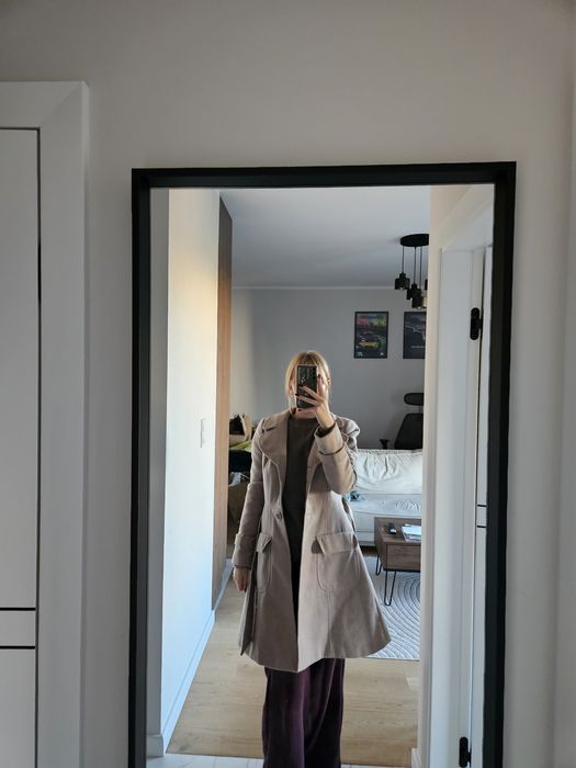 Beżowy płaszcz z paskiem NEXT rozmiar L