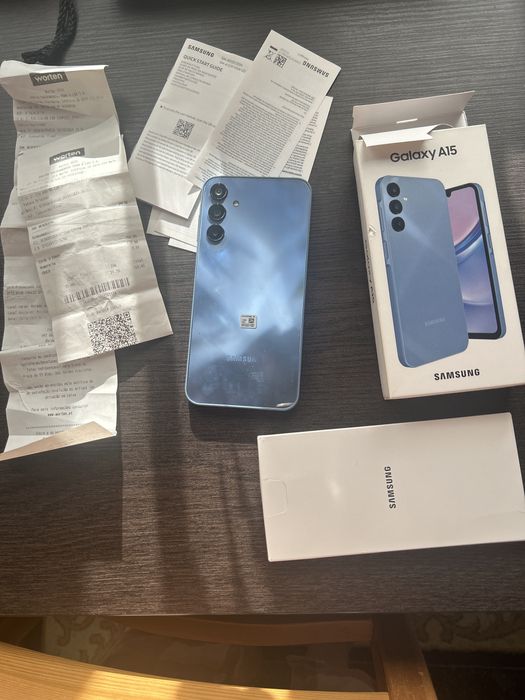 Telemovel Samsung Galaxy 15 Novo com embalagem