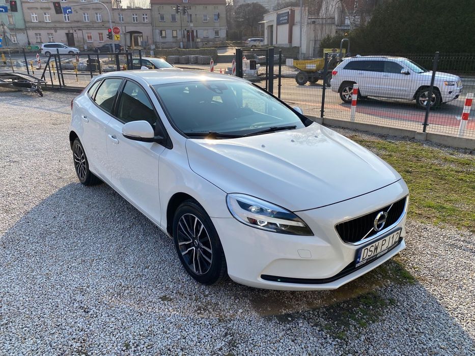 Volvo V40 2.0D2*120Km*Super Stan*Full Led*Nawi*Alu*Serwis*Lift