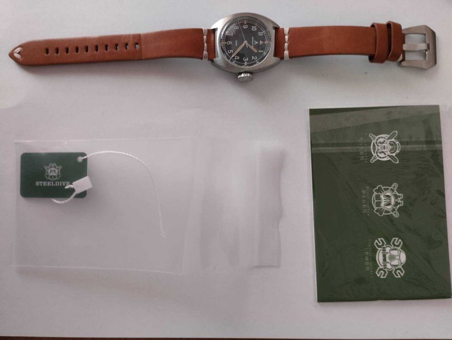 Стильний дайверський годинник STEELDIVE 200 м новий