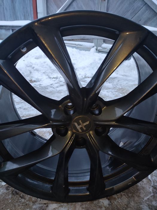 Диски R20 на Tesla model s