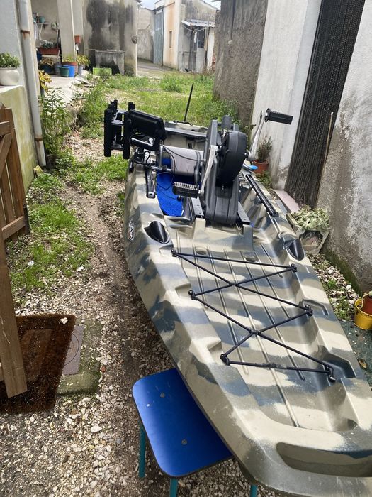 Kayake de Pesca a Pedais – Pronto a Pescar