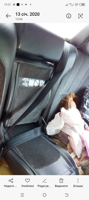 Дитяче сидіння в Вольво