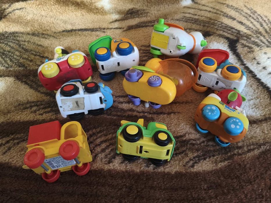 Інерційні дитячі машинки