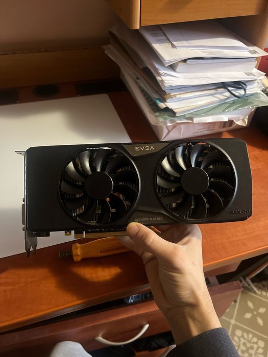 EVGA GTX 950 2gb