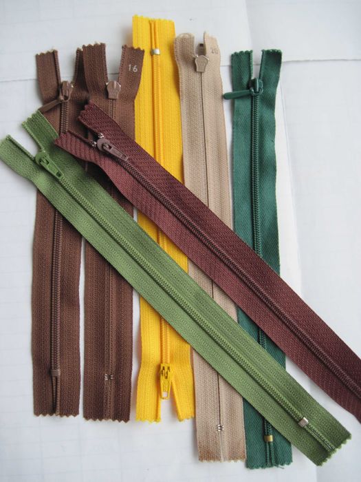 Застежки молнии YKK пластик 8 штук