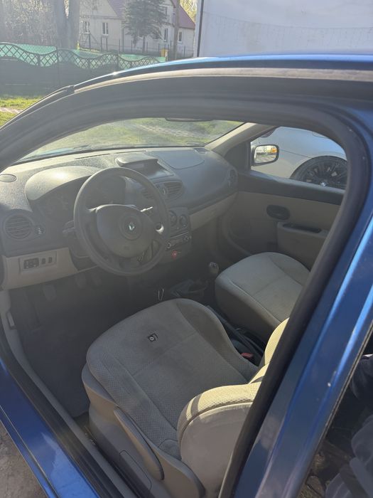 Renault cllio 3   1.2 benzyna 2006 rok