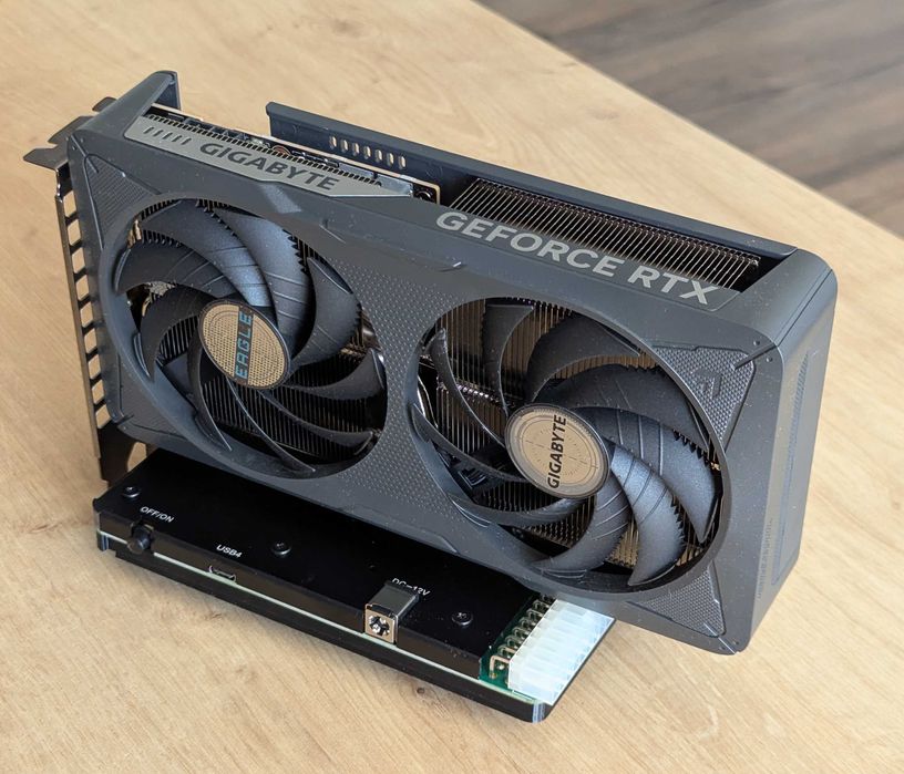 eGPU-адаптер для відеокарти TBT-U4 Thunderbolt/USB 4 ATX24 pin, 40Gbit
