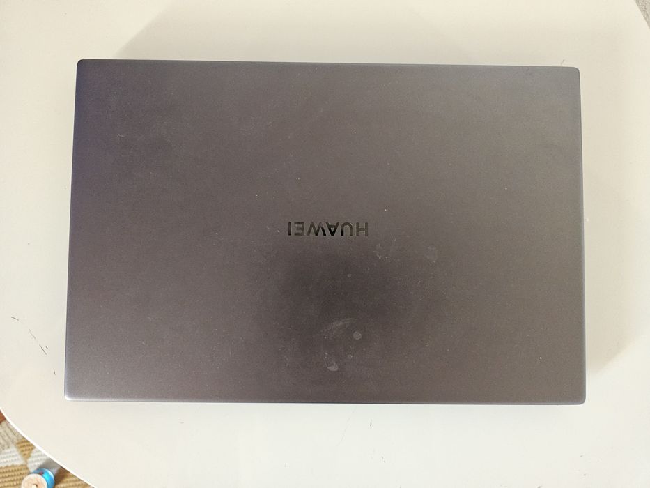 Vendo Huawei MateBook D14