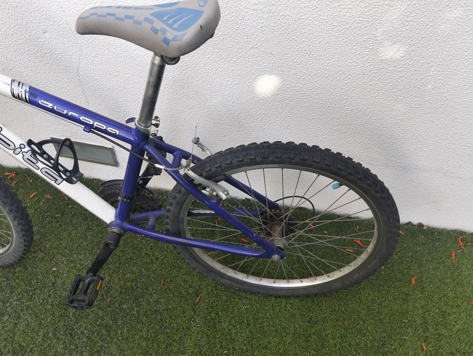 Bicicleta Órbita 24 alumínio, muito leve e toda revista. É só andar e desfrutar