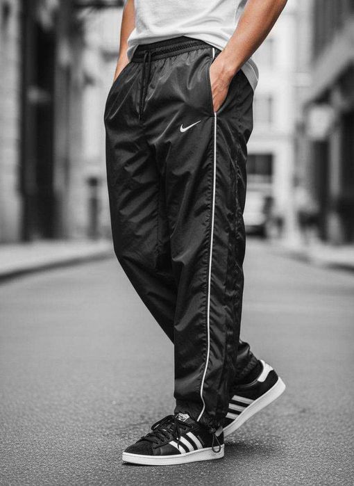Спортивні чоловічі штани оверсайз із плащівки