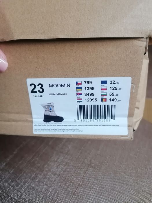 Nowe buty dla dziecka