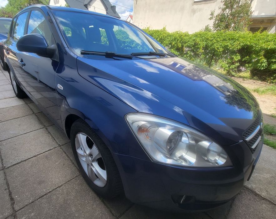 Kia ceed 1.6crdi.super stan, Klima