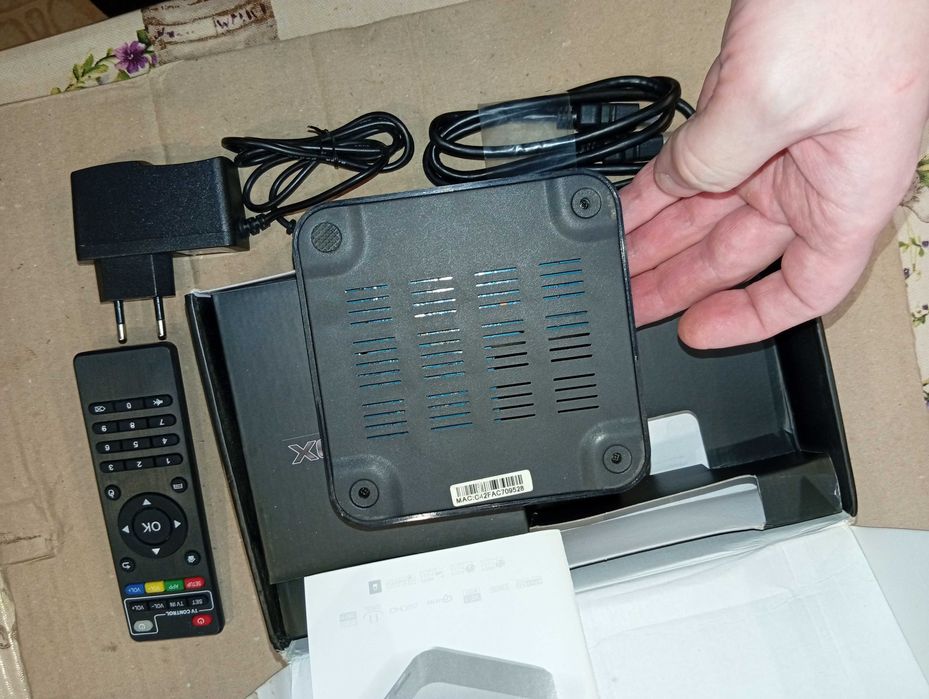 Приставка Android TV Box MXQ