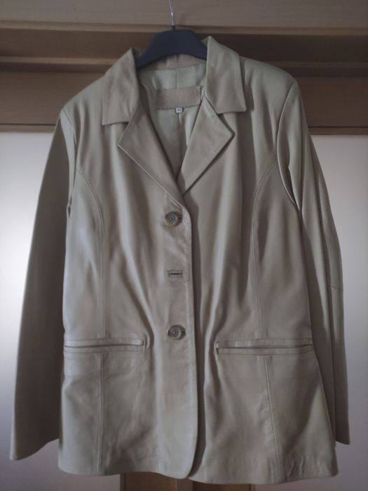 Casaco em pele genuína