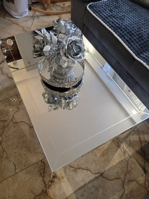 Lustrzany stolik kawowy Glamour