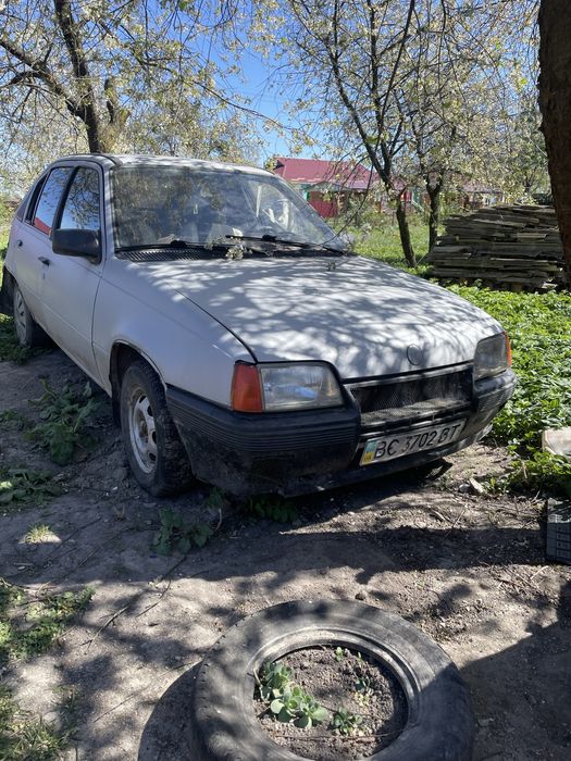 Продам опель кадет під розбір