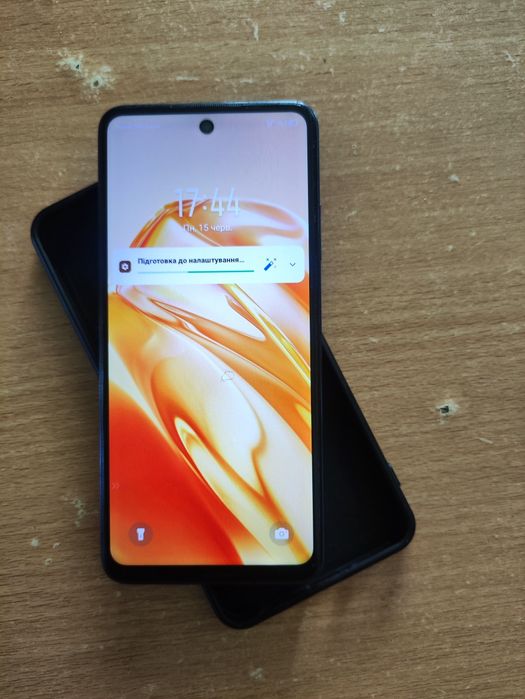 Продам телефон Infinix Hot 40i(8-128)