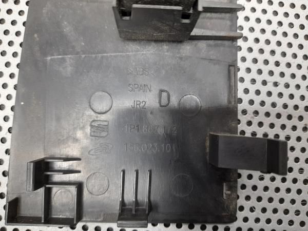 Comando / botão / interruptor vidros frente direito SEAT Leon (1P1)