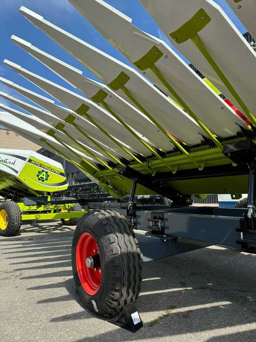 Жниварка соняшникова claas sunspeed  New Holland John Deere Claas CASE