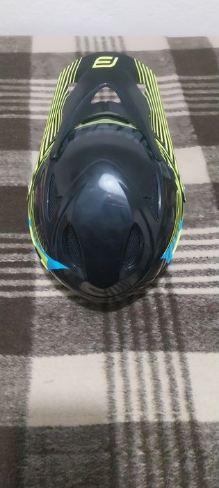 Capacete motocross/downhill novo