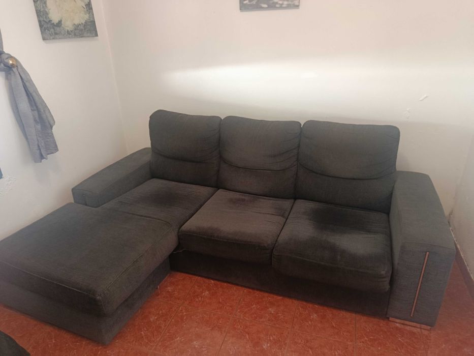 Sofa com 3 lugares um deles chaise long