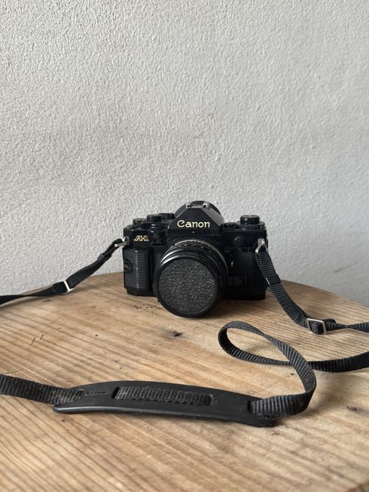 Canon A-1 + 2 Objetivas — Kit Completo Analógico