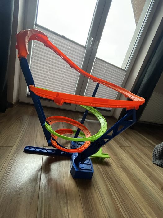 Hot wheels tor tornado