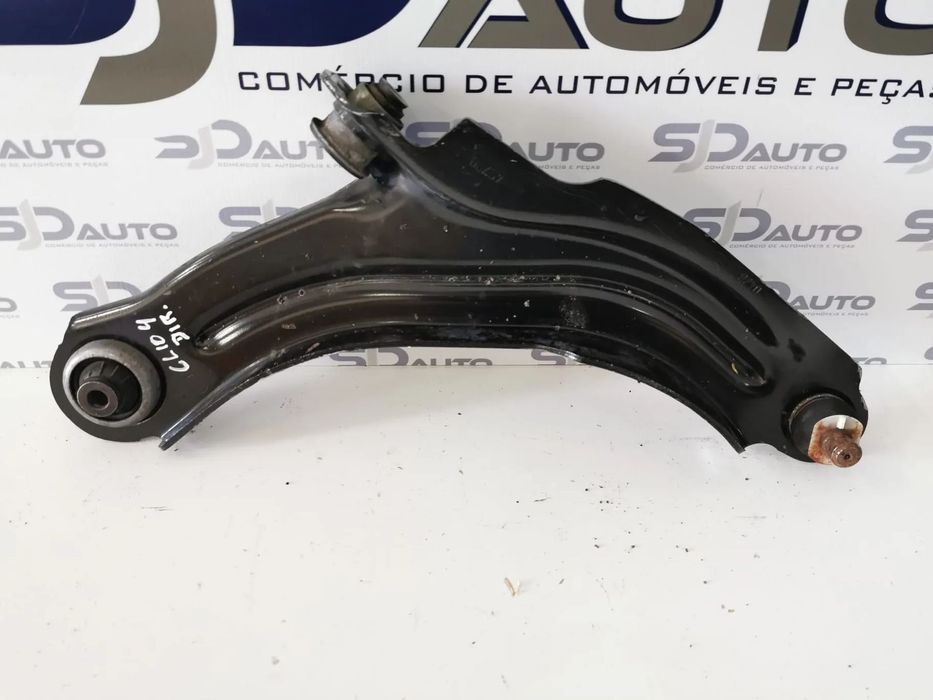 Braço Suspensão Frente Direito / Esquerdo - Renault Clio IV (2018)
