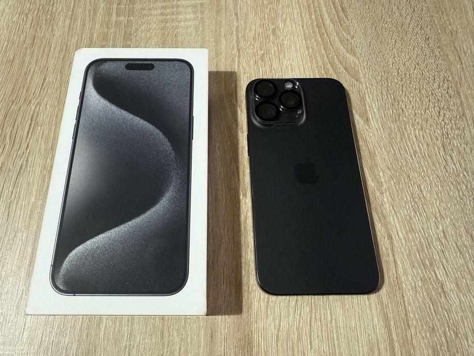 Iphone 15 pro max 256 gigas como novo sem riscos