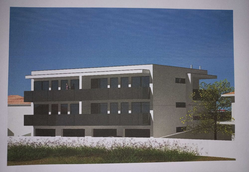 Vende-se terreno para construção – 2.550 m² – Lustosa, Lousada