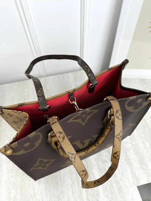 Містка жіноча сумка Louis Vuitton On the go