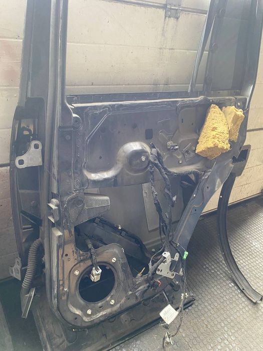 Двері передні, задні Range Rover L322 ренж ровер л322