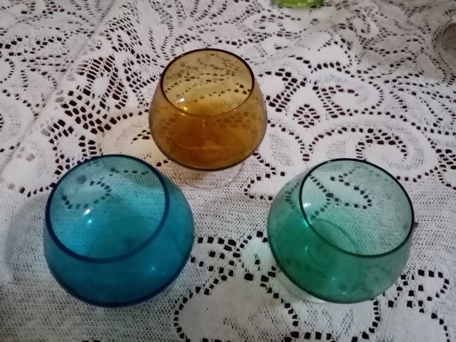 Variedade de copos vintage