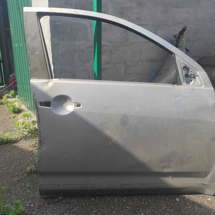 Продам комплектуючі дверей мітсубісі оутлендер хл