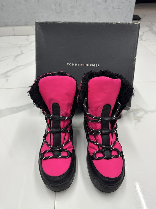 Дутіки зимові Tommy Hilfiger