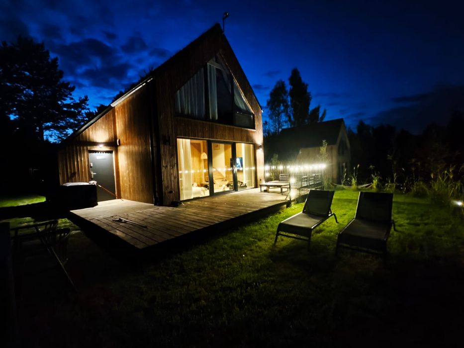 Dom z basenem, balia, nad jeziorem, przy lesie - Kaszuby