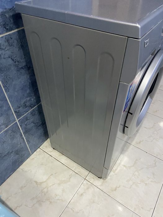 Продам стиральную машину