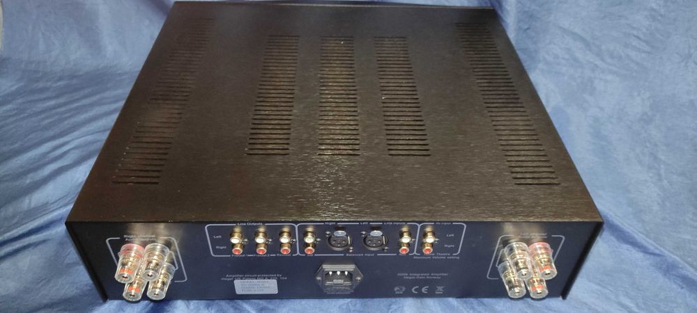 Усилитель Hegel H200 Anniversary ретейл до 6000уе.  и H200 серийный