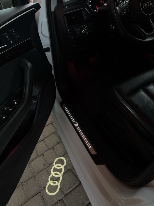 Audi A4 b9 2019р