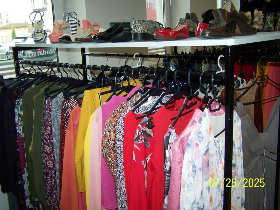 Odzież na wagę  CREAM