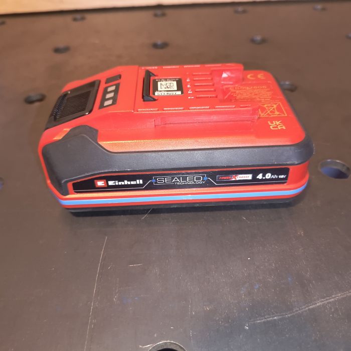 Akumulator Power X-Change Plus 18V 4.0Ah SEALED