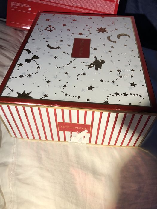 Caixa de papel rigida ideal para arrumação