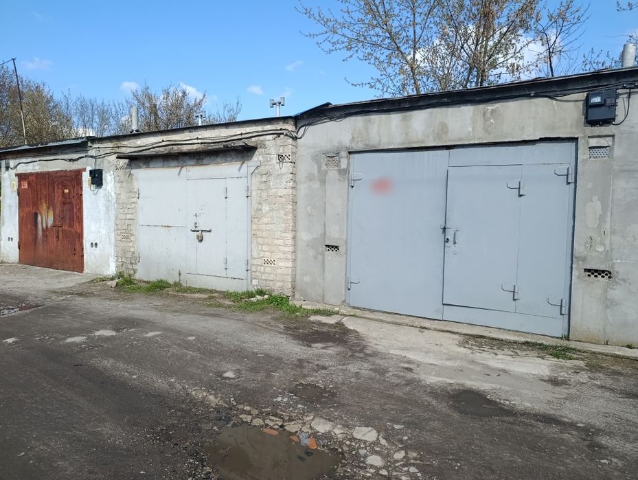 Продам капітальний гараж в ГК «Лада»