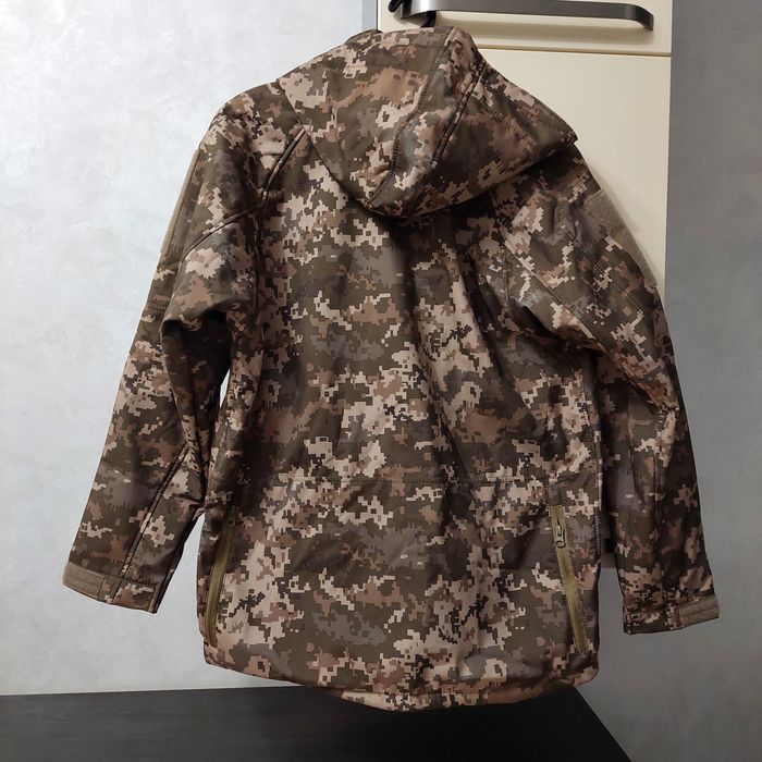 Куртка нова, демісезон (софтшел) 50/4