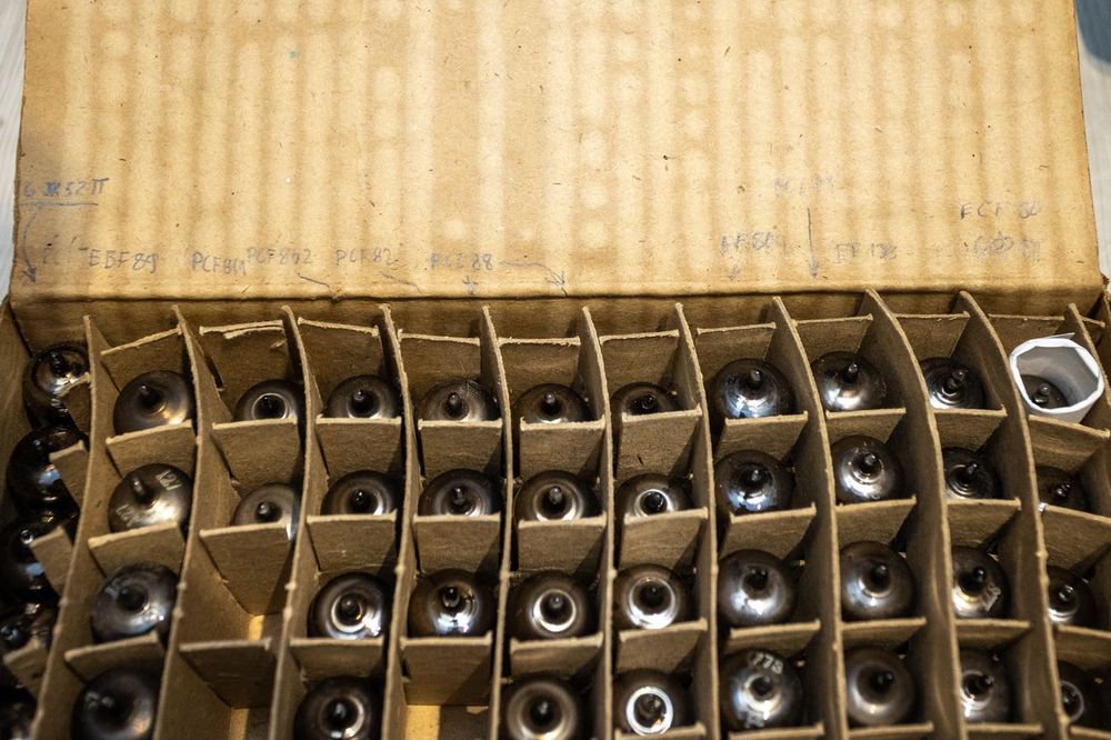 Lampy elektronowe telewizyjne