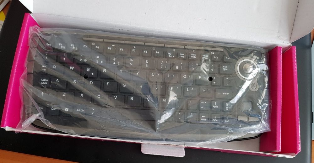 Teclado Multimédia