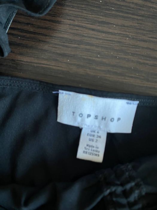 Чорна кофта